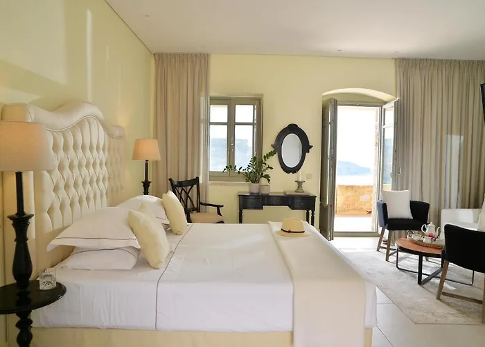 Akrolithi Boutique Hotel & Suites